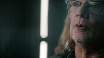 It's all about groups of people
that you can trust - James Cameron's Story of Science Fiction