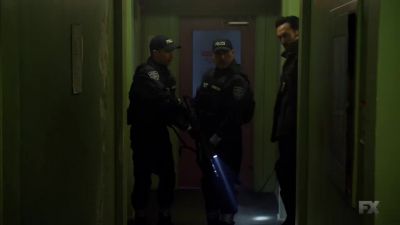 It's all clear, Chief. - The Strain