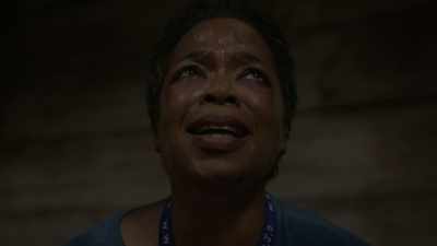 - It's all right.
- I'm so sorry. - The Immortal Life of Henrietta Lacks