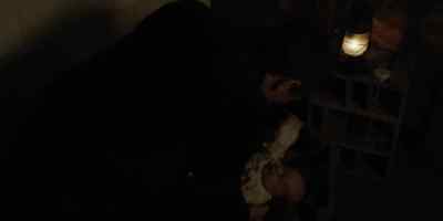- It's all right, little man. - The Alienist