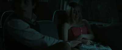 -It's all right. Uh...
-She hates me. - Emergency