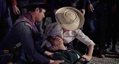 - It's all right.
- What for they shoot me? - The Horse Soldiers
