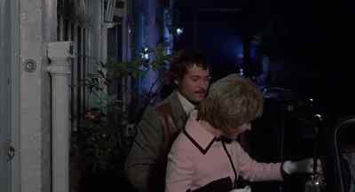 It's alright, Richard.
I've got it here. Thank you. - Frenzy