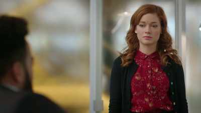 It's always hard to judge
someone else's relationship, - Zoey's Extraordinary Playlist