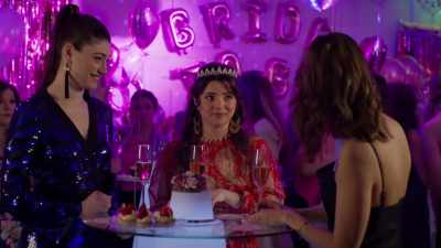 It's an American tradition,
as our embarrassing toasts. - Love's Greek to Me