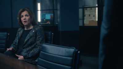- It's an armored car,
Agent Keaton. - The Enemy Within