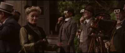 - It's an eclipse.
That's what it's meant to do. - Theodosia