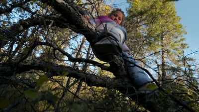 It's Anzlie and Joel's roots
and heritage and you know, - Life Below Zero: First Alaskans