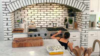 - It's basically turning a fan on inside your oven, - Selena + Chef