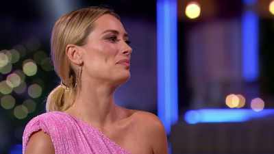 >> IT'S BEEN A COMPLETE
FAIRYTALE AND A DREAM COME TRUE. - Love Island