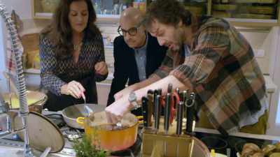 -It's been cooked
for hours and hours - Stanley Tucci: Searching for Italy