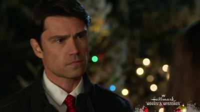It's been nice helping you
with all this. - Northern Lights of Christmas