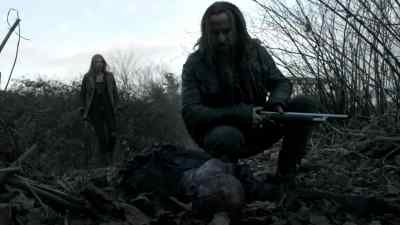 It's Bennett. - Falling Skies