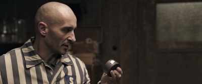 It's better to use a new negative, - The Photographer of Mauthausen