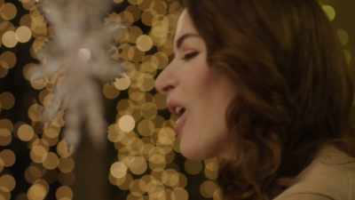 It's better when
they're halved so that, - Nigella: At My Table