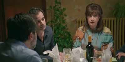 - It's blank.
- Should I have given a gift like yours? - Bloody Oranges