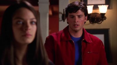 It's Brainiac. He's done something. - Smallville