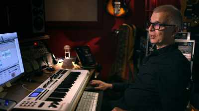 It's brilliant,
absolutely brilliant, - David Bowie: The Last Five Years