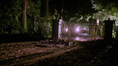 It's broken all right - Dr  Giggles
