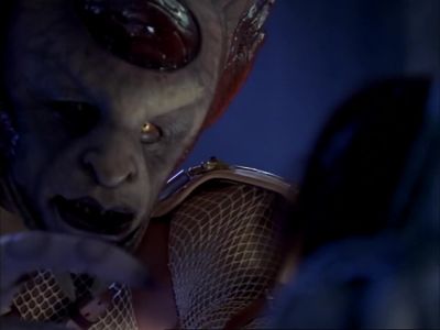 It's burning. - Farscape