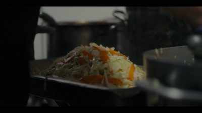 It's cabbage, carrots,
habanero peppers, lightly pickled. - Street Food: USA
