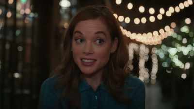 It's that Christmas Eve
is a week away - Zoey's Extraordinary Christmas