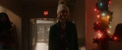♪ It's Christmas Eve
so get in the car ♪ - It's a Wonderful Knife