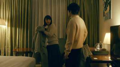 It's cold in here. - Hold Me Back