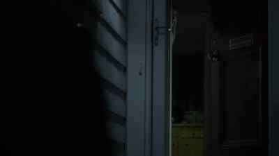 It's Colin's girlfriend. - Sneaky Pete