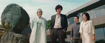 It's coming from inside too. - Dr. Cheon and the Lost Talisman