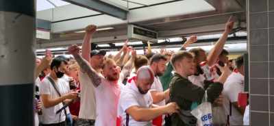 ♪ It's coming home, it's coming home ♪ - The Final: Attack on Wembley