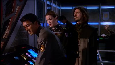 It's coming in on approach. - Babylon 5