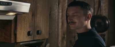 - It's complicated.
- [thud] - Come to Daddy