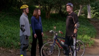 It's that damned sycamore. - Frasier