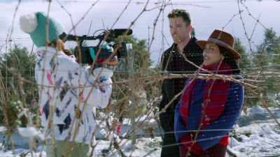 It's December
in the Lake Chelan Valley - A Vineyard Christmas