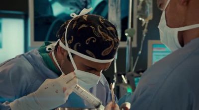 It's definitely not her bone. - Saving Hope
