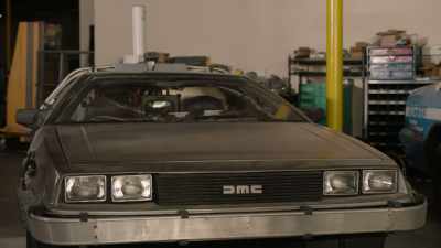 It's dirty, it's dusty,
but look at it, - Expedition: Back To The Future