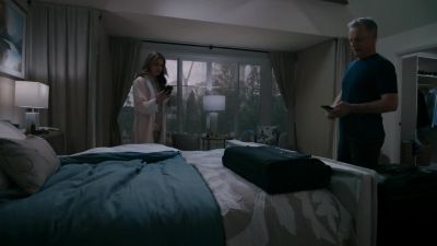 It's Dr. Feldman.
"Turn on the TV." - The Resident