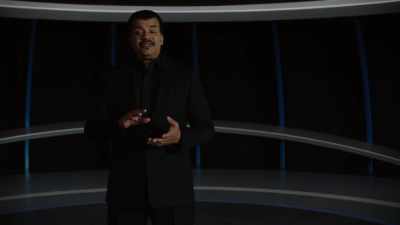 It's easier to imagine the
universe in fewer dimensions - Cosmos: Possible Worlds