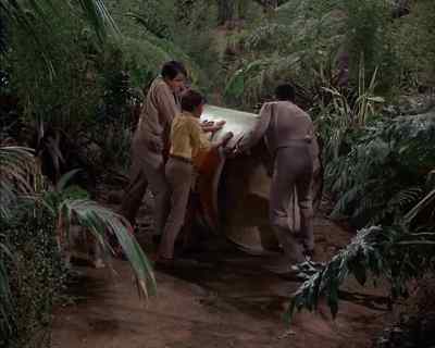 It's empty, Dan. - Land of the Giants