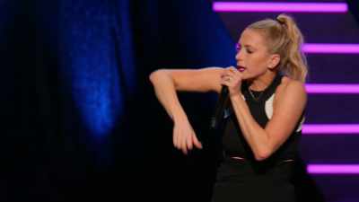 It's enough, put the veil over the cage - Iliza Shlesinger: Unveiled