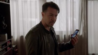 - It's Eva.
She's cooking dinner tonight. - Chicago P.D.