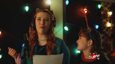 ♪ It's everywhere you go - A Very Country Christmas Homecoming