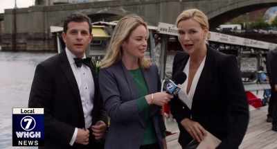 It's exactly five o'clock,
and I'm here live - Love, Weddings &amp; Other Disasters