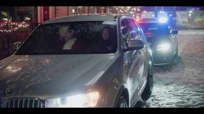 It's fine, we can-- - Catch Me If You Claus