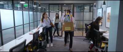 It's fine if the client wants
an open-air event - Love Aaj Kal