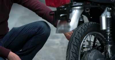 It's my first time stripping a motorcycle.
I mean, legally. - White Rabbit Project