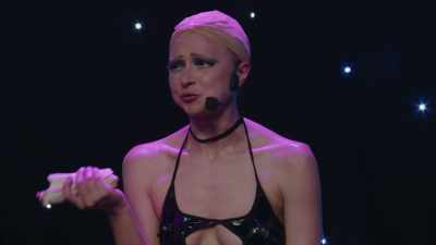 It's from "Bladerunner". (cries) - Courtney Pauroso: Vanessa 5000
