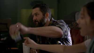 - It's from Harper.
- Give it! - Secrets of Sulphur Springs