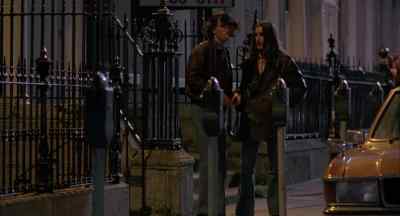 It's her fucking keys.
I'm going in. - In the Name of the Father